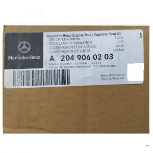 Lanterna Traseira Original Lado Esquerdo Mercedes Classe C A2049060203